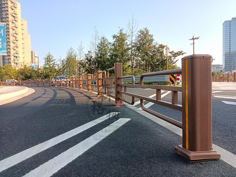 海東金色大道景觀護欄道路隔離方案