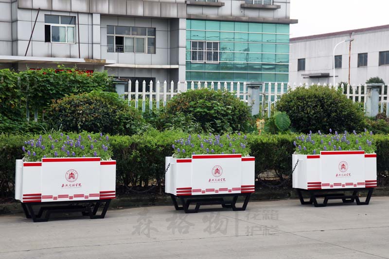 興形不銹鋼道路花箱