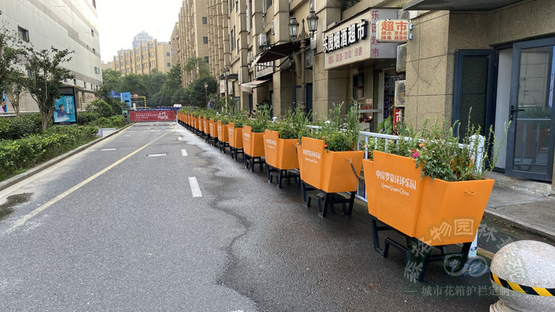 中衛公園游樂園周邊道路花箱案例